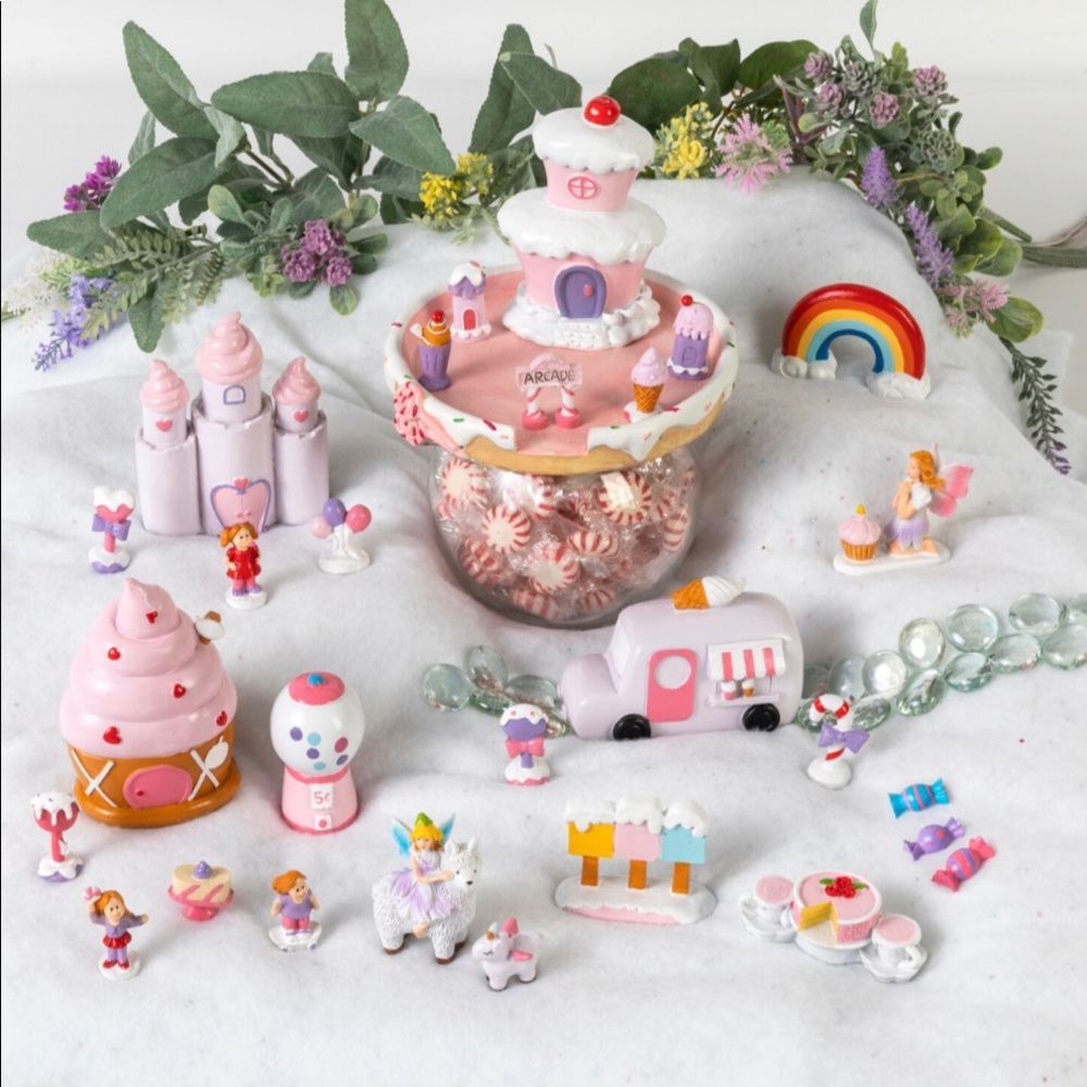 29 Pcs: Sweet Treat Fairy Garden